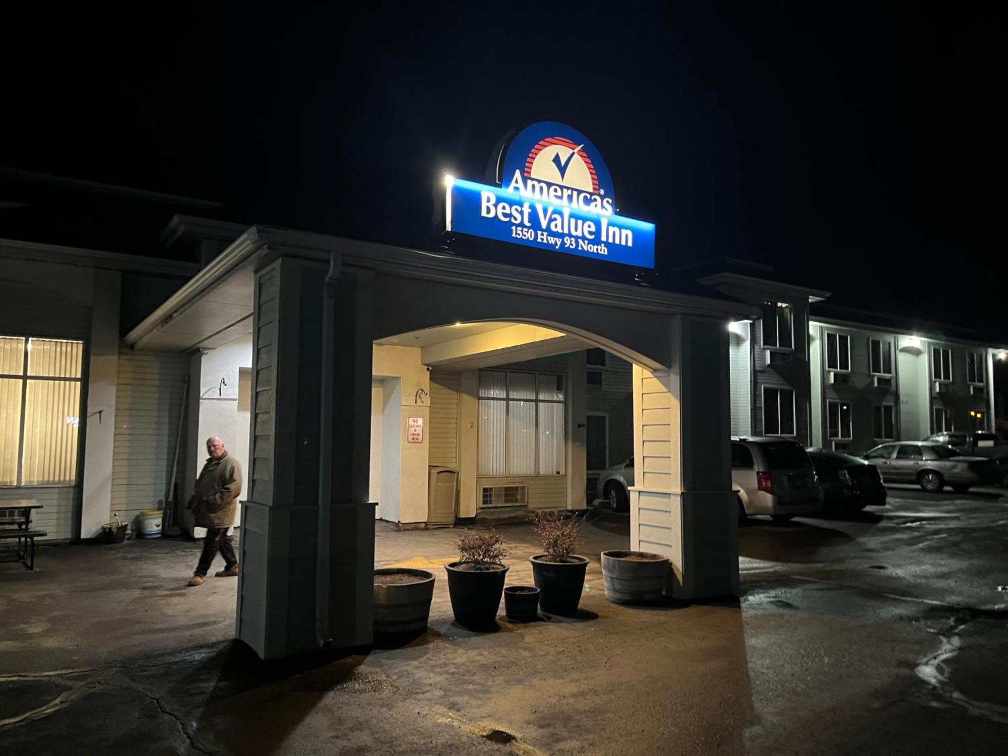 Americas Best Value Inn Kalispell Esterno foto